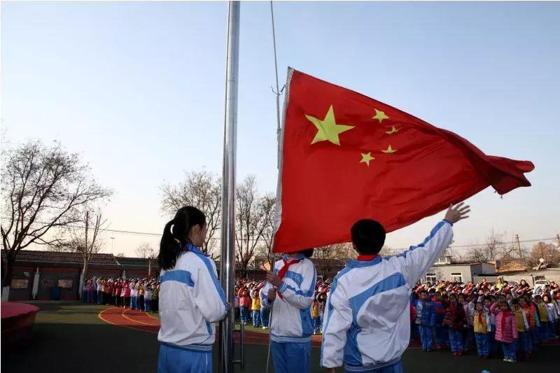 郑秀妍浪姐3五公现场写信感谢粉丝，她还有哪些宠粉的行为？游戏画面